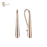 Pendientes de barra larga con gancho geométrico de alambre en oro rosa, oro de 14 quilates y oro blanco.