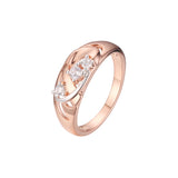 Anéis de cluster de ouro rosa de dois tons e três pedras