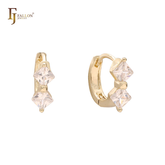 Pendientes Huggie de oro de 14 quilates y oro de 18 quilates con circonitas blancas y doble rombo.