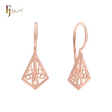 Pendientes de gancho de alambre con rombos de filigrana en oro de 14 quilates, oro rosa y oro blanco