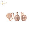Conjunto de joyería con anillos en oro rosa texturizado con circonitas blancas de filigrana